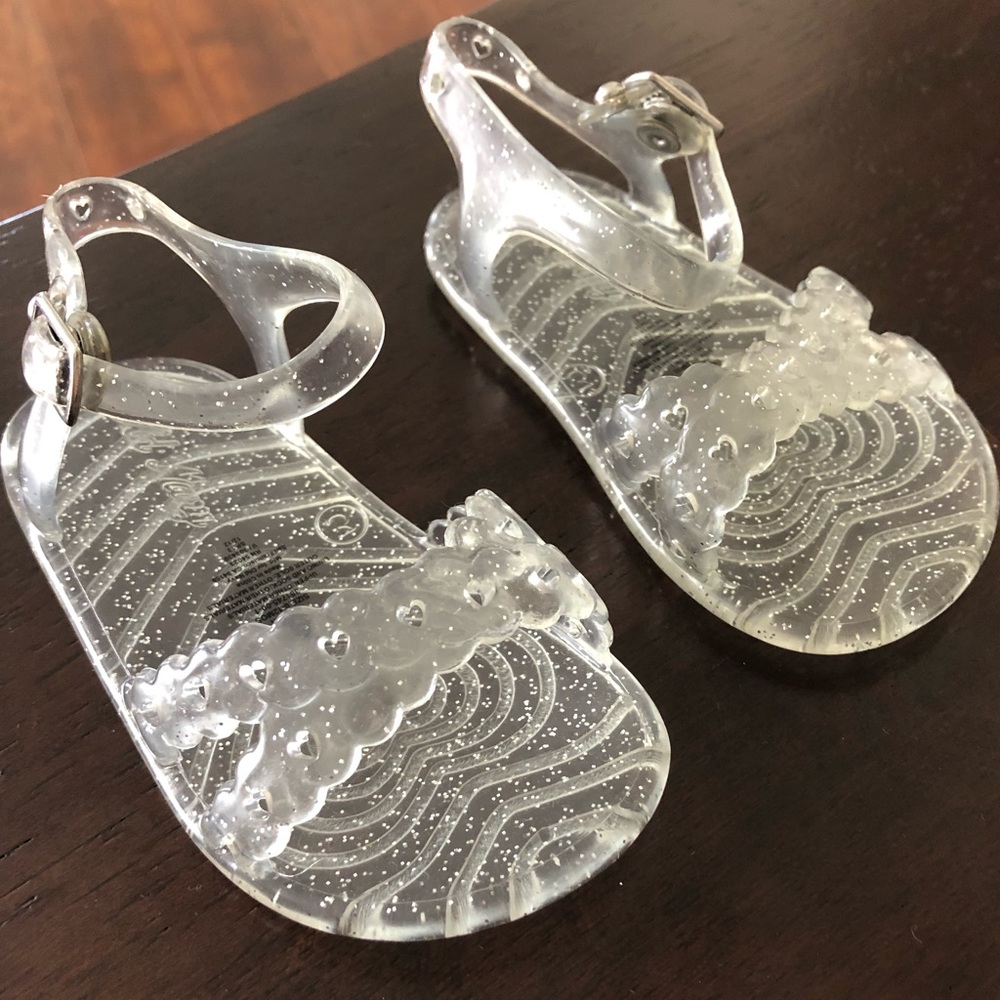 Never worn! 6-12 Mth Old Navy Jelly Sandals